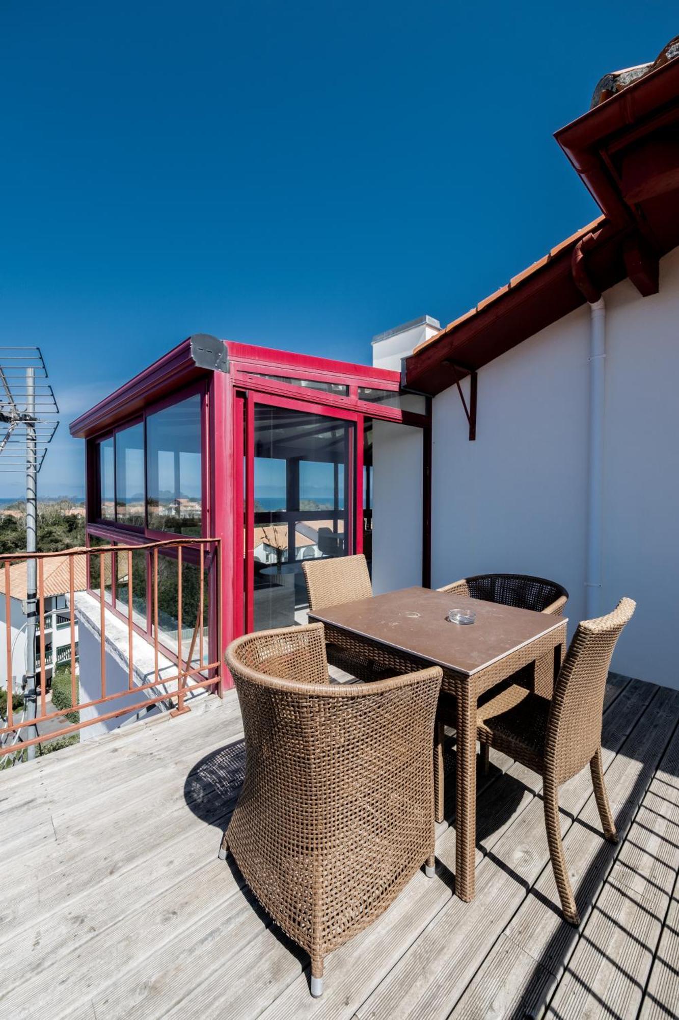 Chateau D'acotz - Avec Piscine A 300m Des Plages & Ocean Aparthotel *