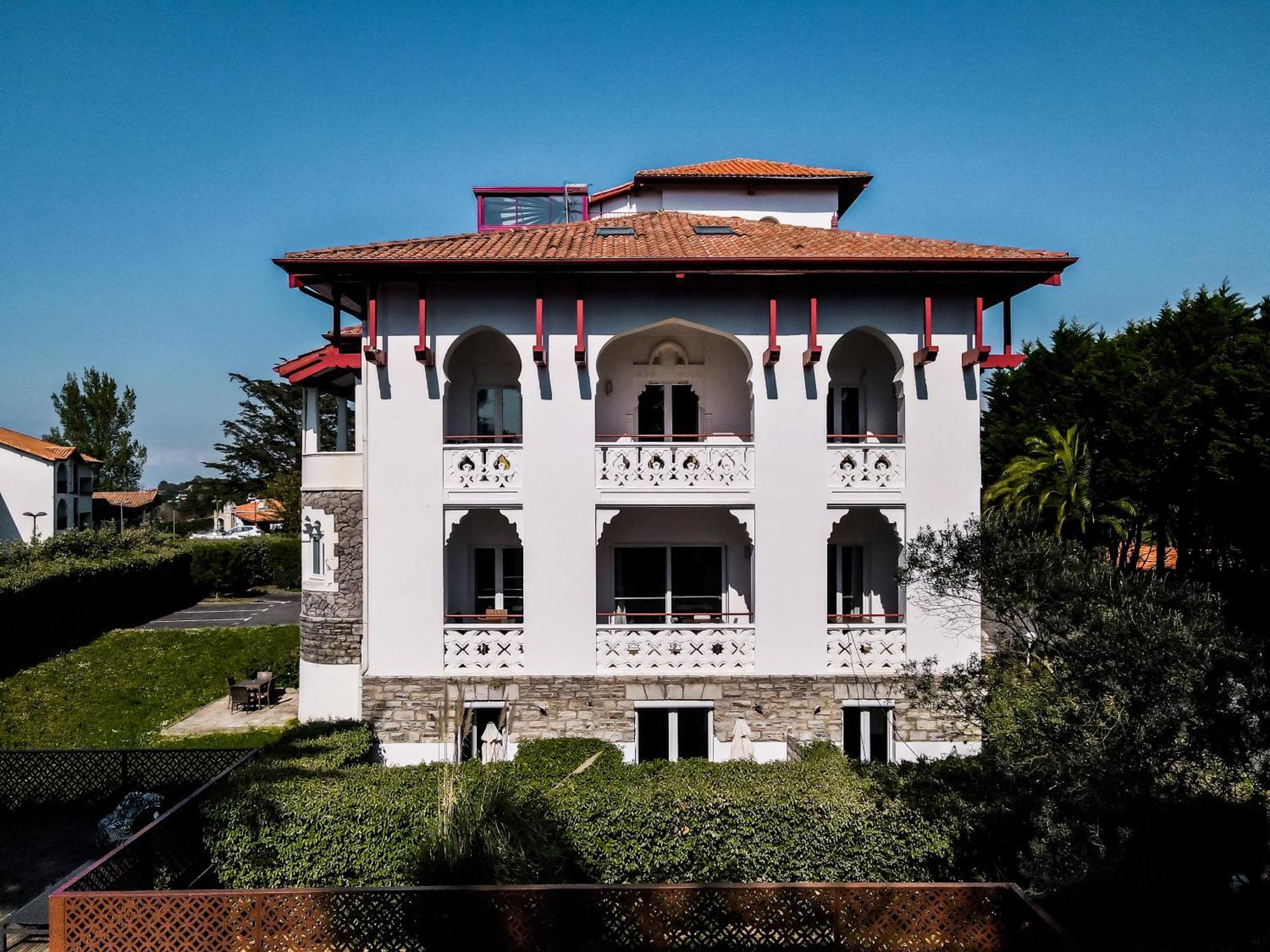 Aparthotel Chateau D'acotz - Avec Piscine A 300m Des Plages & Ocean *